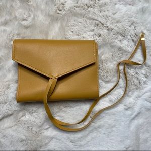 The Katherine tech organizer roll